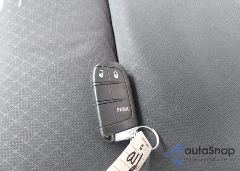 2018 Jeep Grand Cherokee Laredo E 4X4 from USA, damaged, VIN 1C4RJFAG6JC284298